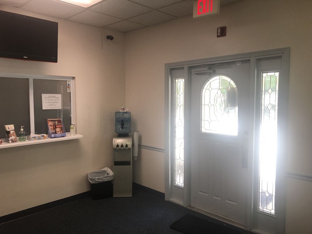 Orange Park Dental Office For Lease: 2045 Professional Center Dr, Orange Park, FL 32073